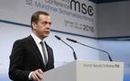 Medvedev: Suriye krizi çözülmezse terörizm yeni savaş biçimi olur