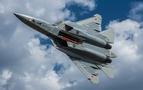 Rusya, Yeni Silahlar Üretmeye Devam Ediyor: Jet Motorlu İHA, "Banderol", "Kover"