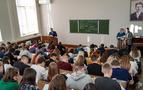 Rusya’da üniversiteler yüz yüze eğitime dönüyor