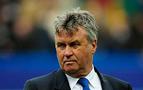 Rusya elendi, Hiddink Türkiye'ye!  	