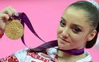 Aliya Mustafina jimnastikte Rusya’ya altın madalya kazandırdı
