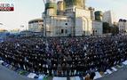 Moskova’da yüz bin kişi ile sokakta bayram coşkusu