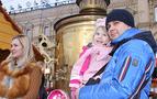 Rusya Maslenitsa bayramını kutluyor - VIDEO