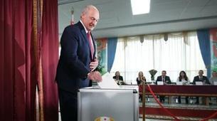 Belarus’ta halk sandık başında