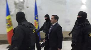 Moldova'da yolsuzlukla suçlanan Başsavcı görevden alındı!