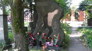 Nâzım Hikmet Ran, vefatının 57. yılında Moskova’daki mezarı başında anıldı