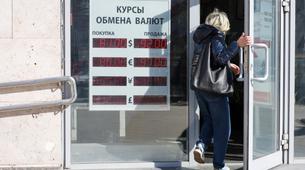 Dolar Kuru 80 Rublenin Üzerine Çıktı