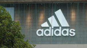 Geri Mi Dönüyor? Adidas, Rusya'da Marka Tescili İçin Başvurdu