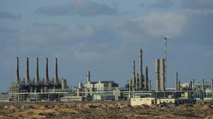 Libya'dan Rusya'ya Enerji Teklifi: Rafineri Kurun, Petrol Ürünlerini Satın