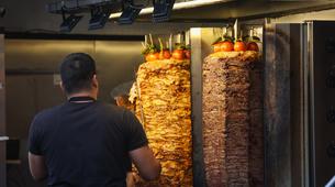 Moskova'da Şavurma Zamlanırken, Şavurmacı Maaşları 150 Bin Rubleyi Geçti