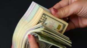 Rusya’da bir müşteri banka hatasından 200 bin dolar “kazandı”