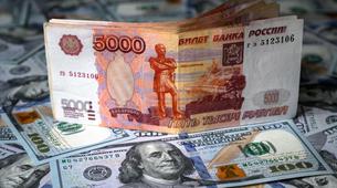 'Ruble Her Halükarda Değer kaybedecek, Dolar 110 Rubleyi Görecek’