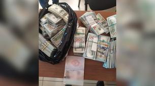 Rusya'dan Kaynağı Belirsiz Ruble ve Altın Çıkışına Yasak