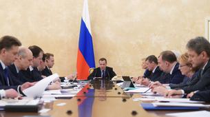 Medvedev doğruladı; Rus hükümeti yeni bir kriz planı oluşturmak üzere toplanıyor