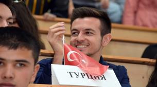 Rusya’ya gidecek Türkiye’li öğrenciler 14 gün karantinada kalacak