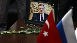 Karlov suikastı davasında 3 sanığa tahliye