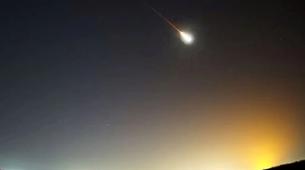 Çelyabinsk'e Meteor Düştü
