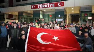 Herson'dan tahliye edilen Ahıska Türkleri Türkiye’ye getirildi