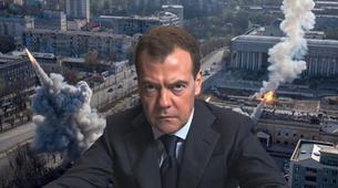 Medvedev'den Zelensky'e: Saldırırsa, Kiev 10 Mayıs'ı Göremez!