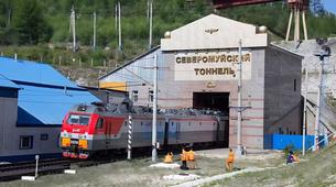 Rusya ile Çin'i birbirine bağlayan tren yolu tünelinde patlama meydana geldi