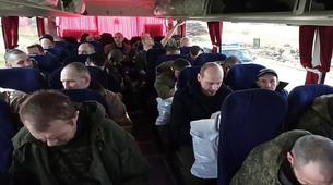 Rusya ile Ukrayna arasında esir değişimi; BAE arabulucu oldu, 248 asker evine döndü