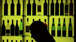 Rusya’da sahte içkiyle mücadele; votkada taban fiyat uygulaması yürürlükte