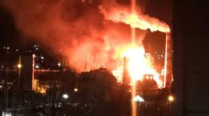 Tuapse Petrol rafinerisinde drone saldırısının ardından yangın çıktı