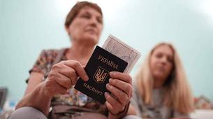 Yeni bölgelerde Rus vatandaşlığı almayanlar yabancı sayılacak