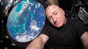 “Uzay Onu Değiştirdi: Bir Yıl Uzayda Kalan Astronotun DNA’sı Dönüştü”