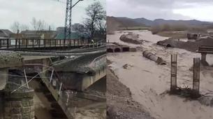 Dağıstan'ı Sel Vurdu: Olağanüstü Hal İlan Edildi