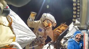 İki Rus kozmonotun uzay yürüyüşü canlı yayınlandı