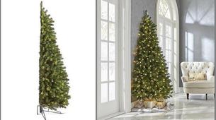 Küçük Evi Olanlara 'Yarım Yılbaşı Ağacı' Kampanyası