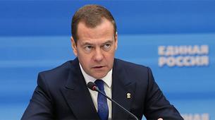 Anket: Ruslar Medvedev'in çalışmalarından memnun mu?