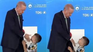 Erdoğan’ın 'küçük çocuğa o hareketi’ Rus basınında gündem oldu