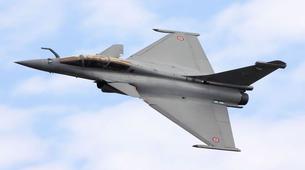 Fransa, Kazakistan ve Özbekistan'a savaş uçağı satmak istiyor
