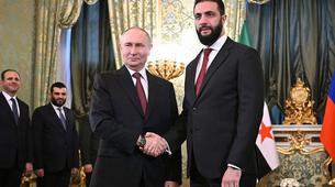 Putin ile Görüşen Suriye Başkanı: “Rusya ile Anlaşmalara Sadığız”