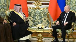 Kremlin’de Önemli Buluşma, Putin ile Bahreyn Kralı Gazze ve İsrail Krizini Görüştü