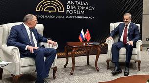 Lavrov Antalya’da Fidan’la görüştü