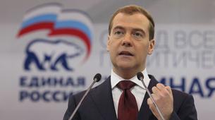 Medvedev oy birliği ile Birleşik Rusya’nın başkanı seçildi