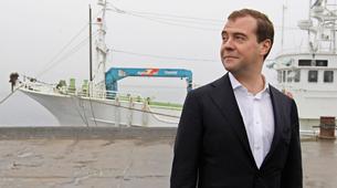 Medvedev yeniden Kuril adalarında, Japonya tepkili