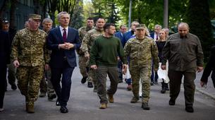 NATO: Silah tedarikindeki gecikmeler Kiev'in NATO’ya güvenini sarstı