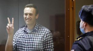 Navalny Hapishanede Terzi Oldu