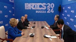 Putin, Şi Jinping'i Kazan'da yapılacak BRICS zirvesine davet etti