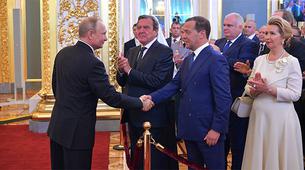 Putin yola Medvedev ile devam etme kararı aldı
