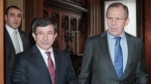 Davutoğlu, Lavrov’la Suriye’yi konuştu