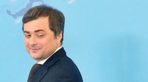 Surkov’un istifası Medvedev’in takımını zayıflatacak