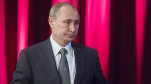 Putin maaşını yüzde 10 düşürdü