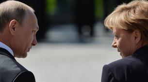 Rusya: Merkel'in Ankara'ya koşulsuz desteğine şaşırdık