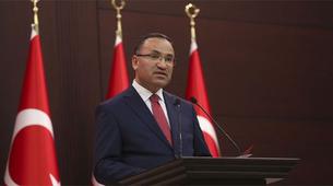 "Türkiye, Rus diplomatların sınır dışı edilmesi kampanyasına katılmayacak"