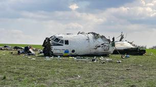 Ukrayna’ya ait nakliye uçağı düştü